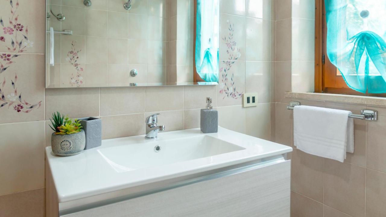 Welcomely - The Butterfly House Apartment Cala Gonone Bagian luar foto